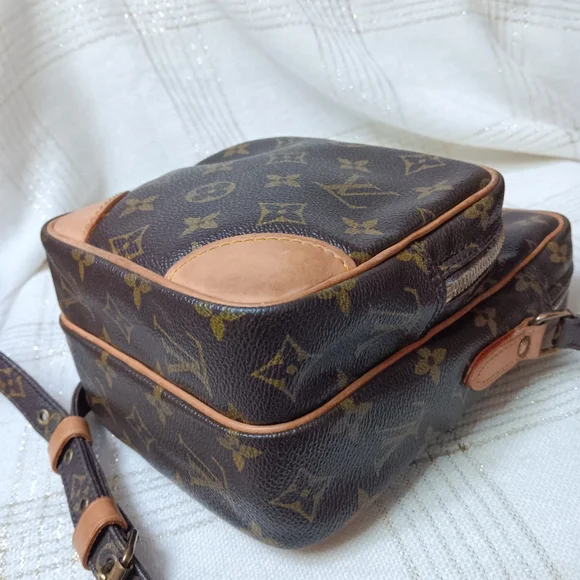 Louis Vuitton EUC ✨ Amazon Vintage 1991 Monogram Crossbody Bag - Picture 11 of 16